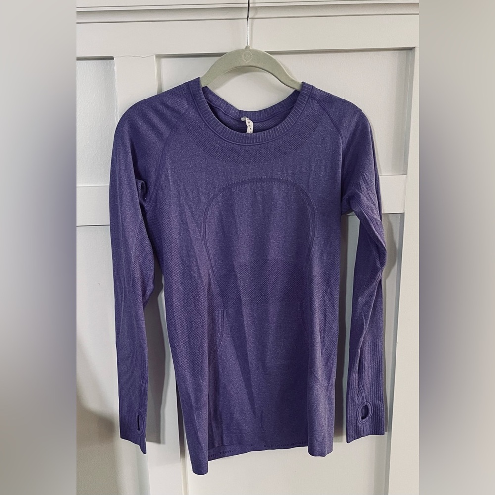Lululemon Run Swiftly sz 6 purple